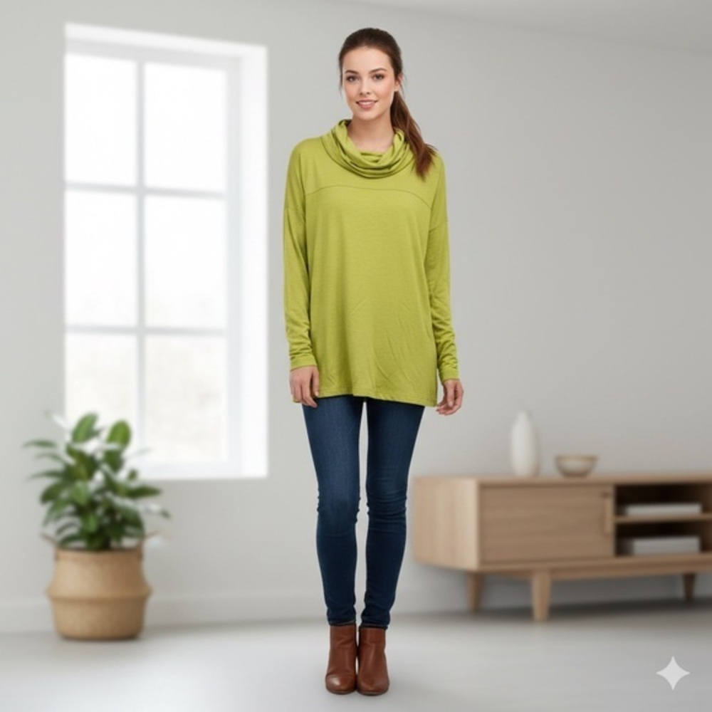 NWT Cabi Women’s Small # 4193 Ease Turtleneck Bright Moss Sweater Top S $95